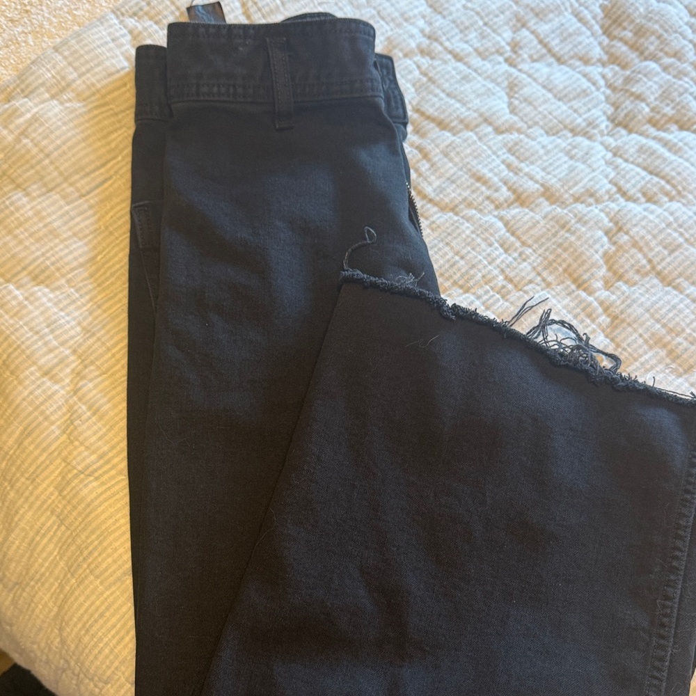 Women's Black Frayed Hem Jeans